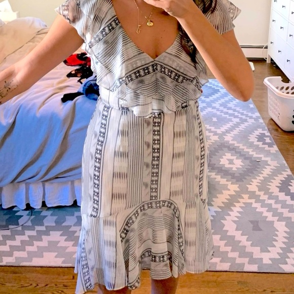 WAYF Chelsea Ruffle Chiffon
High/low Dress in White and Black - Picture 10 of 10